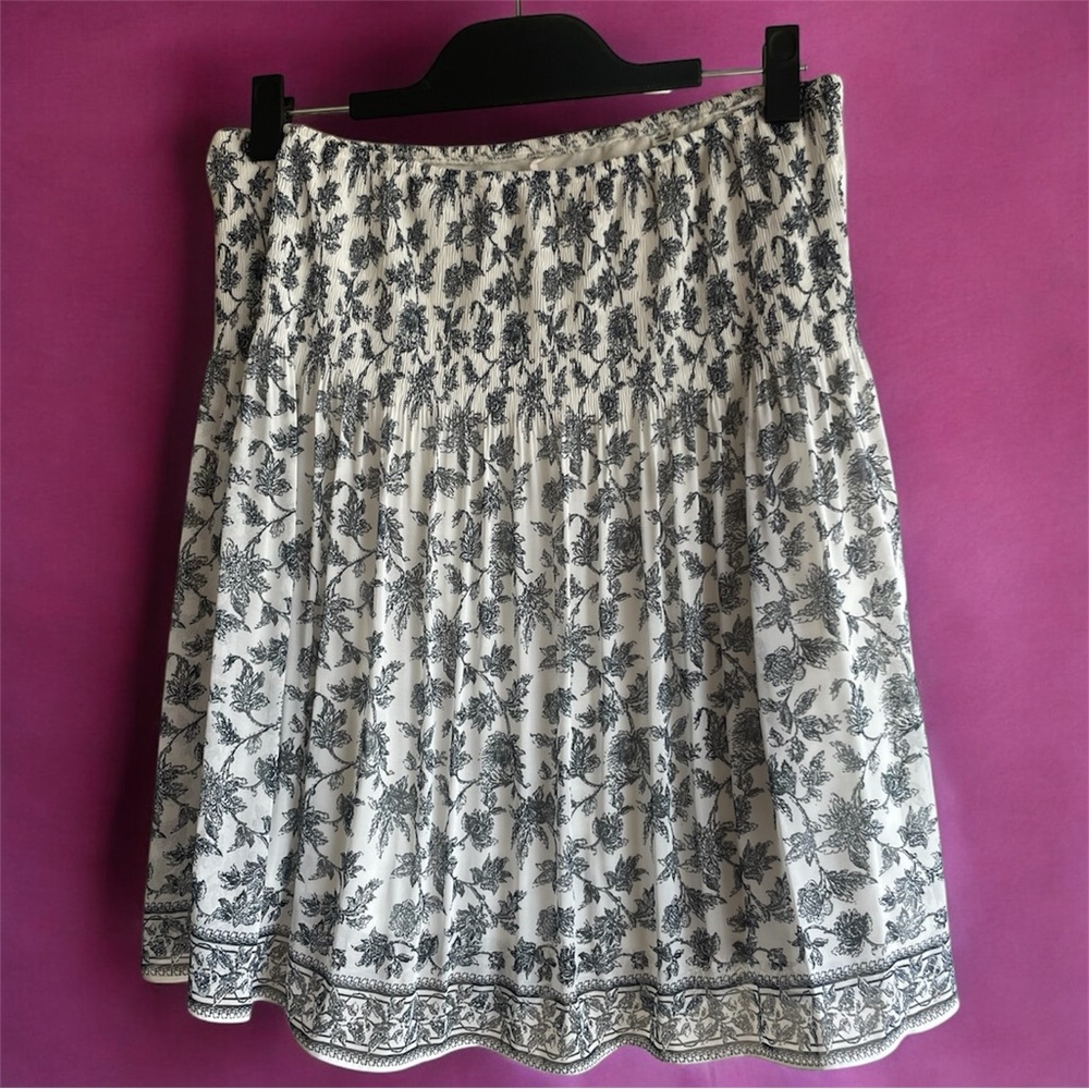 Max Studio Floral Black and White Skirt